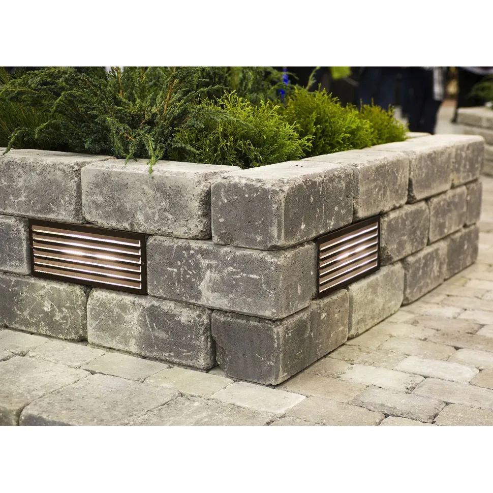 Antiikkimuurivalaisin Lakka LED 145x170x360 mm