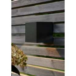 Aurinkokennoseinävalaisin Star Trading Wally Cube, 10cm, musta