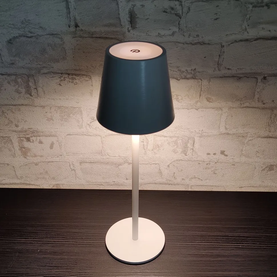 Ladattava LED-pöytävalaisin LED Energie Praha, 3CCT, himmennettävä