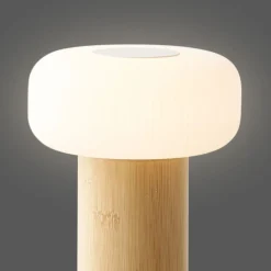 Ladattava pöytävalaisin House Nordic Stafford, IP20, 3.7V, 1200mAh, bambu/valkoinen