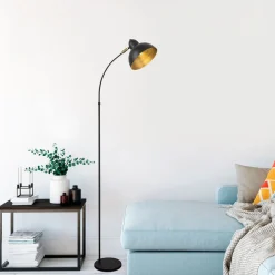 Lattiavalaisin Linento Lighting Varzan 162 cm musta