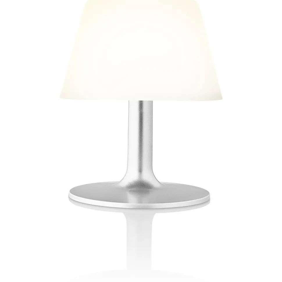 LED-aurinkokennopöytävalaisin Eva Solo SunLight 16 cm
