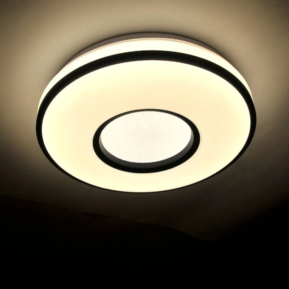 LED-kattovalaisin Polux Detroit, IP44, eri vaihtoehtoja