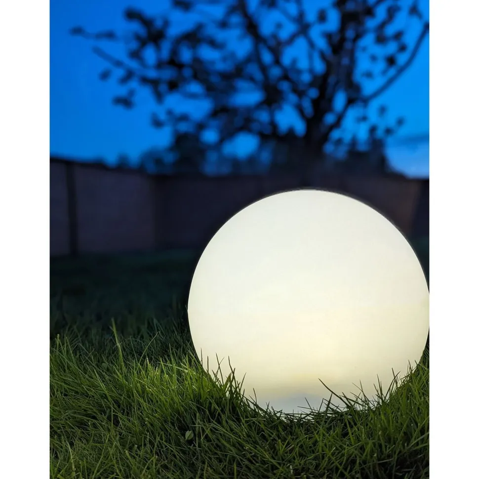 LED-maapiikkivalaisin aurinkokennolla House Nordic Lifton, ø25cm, valkoinen