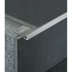 LED-porraslista Euroshrink 305A, alumiini, 12mm x 2.5m, mattahopea
