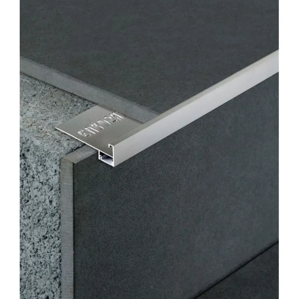 LED-porraslista Euroshrink 305A, alumiini, 12mm x 2.5m, mattahopea