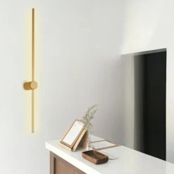 LED-seinävalaisin Linento Lighting Wible 91 cm eri värejä