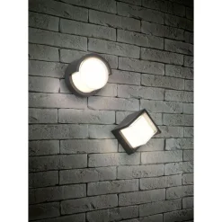 LED-ulkoseinävalaisin Trio Puno neliö mattamusta