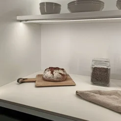 LED-valaisinsetti aamiaiskaappiin Limente Profil virtalähde 4000K 3x57cm vaaka IP20 24V alumiini