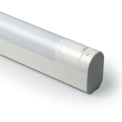LED-yleisvalaisin Jono AVR66 IP44 677mm 10W/840 EP pistorasialla