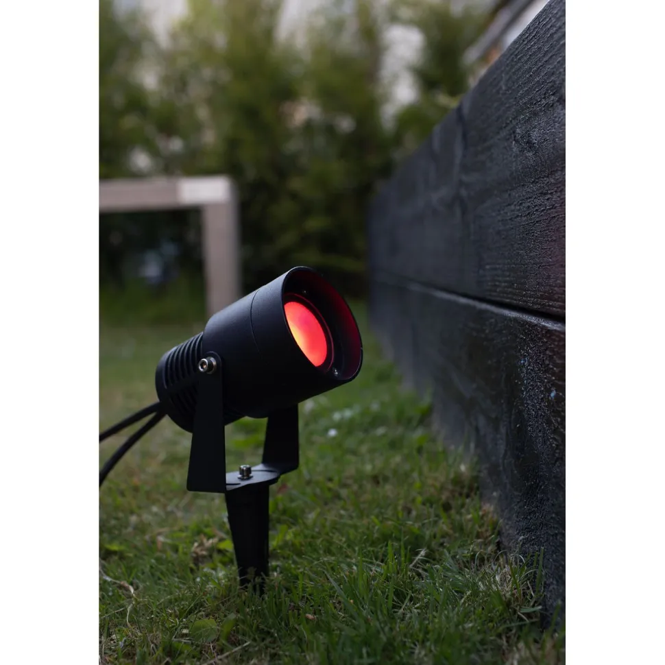 Maapiikkivalaisin Markslöjd Garden 24 RGB musta