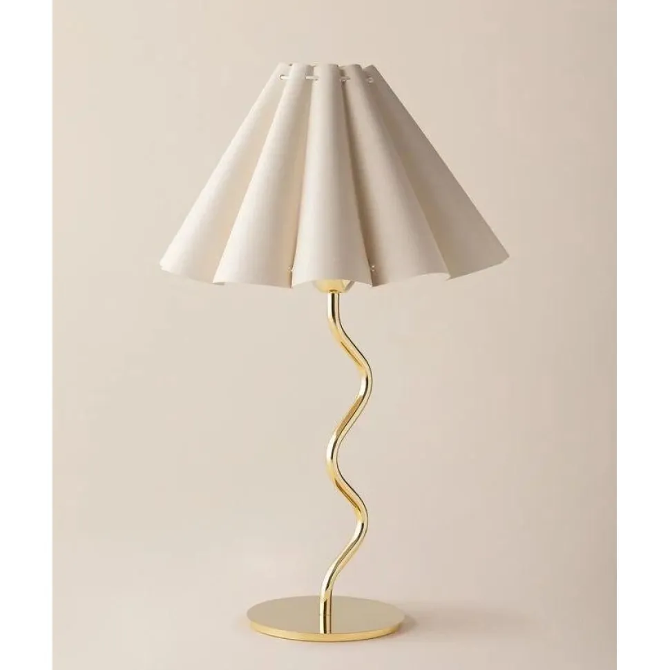 Pöytävalaisin Linento Lighting Anne, E27, max. 40W, IP20, kulta