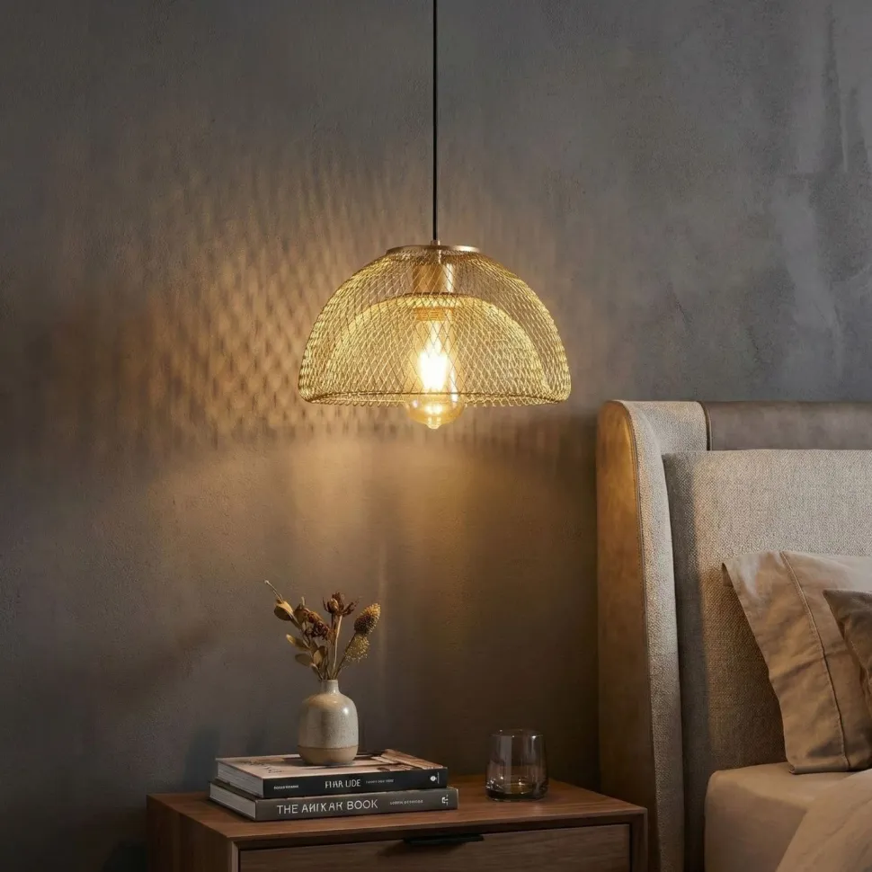 Riippuvalaisin Linento Lighting Berk Ø28cm kulta