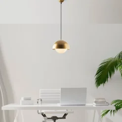 Riippuvalaisin Linento Lighting Camgoz, Ø30cm, kulta