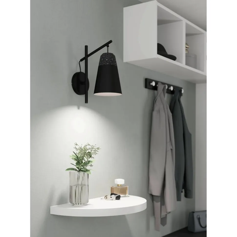Seinävalaisin Eglo Canterras 32cm musta
