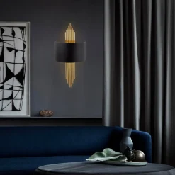 Seinävalaisin Linento Lighting Fresno eri värejä