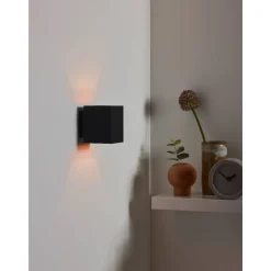 Seinävalaisin Lucide Xera kuutio 42W musta