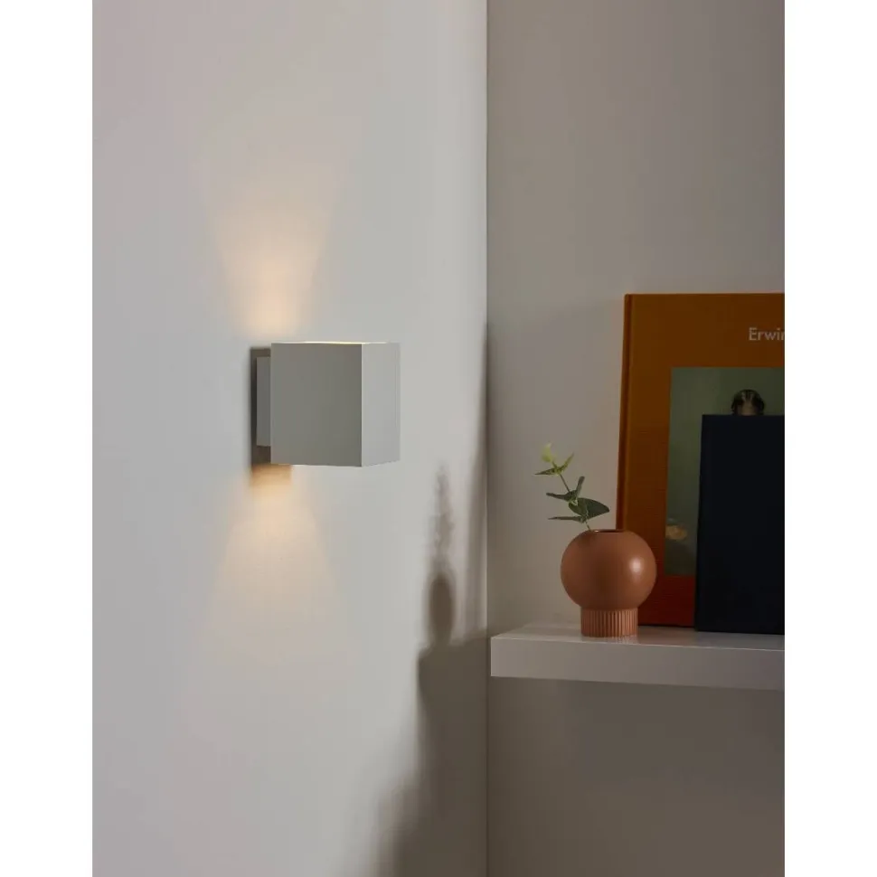 Seinävalaisin Lucide Xera kuutio 42W valkoinen