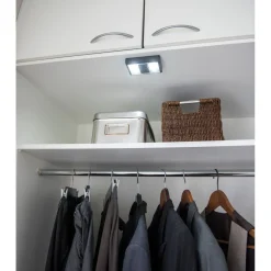 Seinävalo Airam Wally, 2x3W COB LED, 250lm, paristokäyttöinen