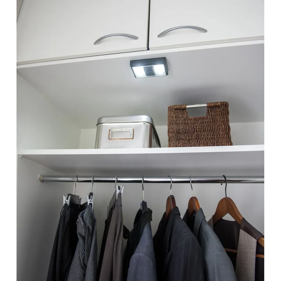 Seinävalo Airam Wally, 2x3W COB LED, 250lm, paristokäyttöinen