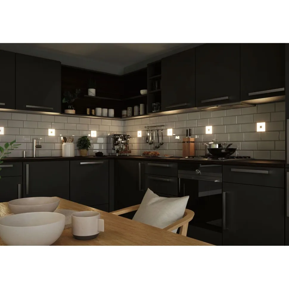 Upotettava LED-seinävalaisinsarja Paulmann LumiTiles, 5 valaisinta, IP44, 10x10cm, 2700K, himmennettävä, valkoinen