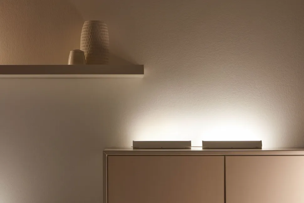 Valopalkkivalaisin WiZ Bar Linear Light tuplapakkaus